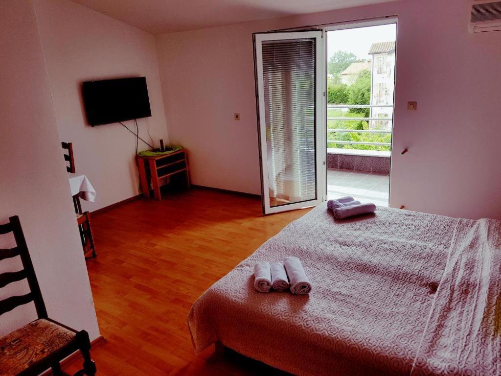 Villa Baldi -Apartmani Danny Tar-Vabriga Exterior foto