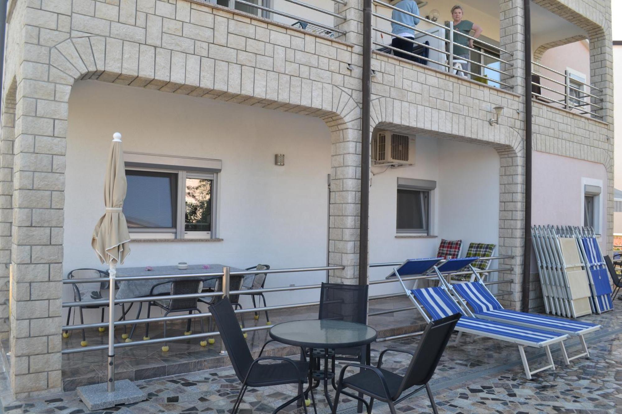 Villa Baldi -Apartmani Danny Tar-Vabriga Exterior foto